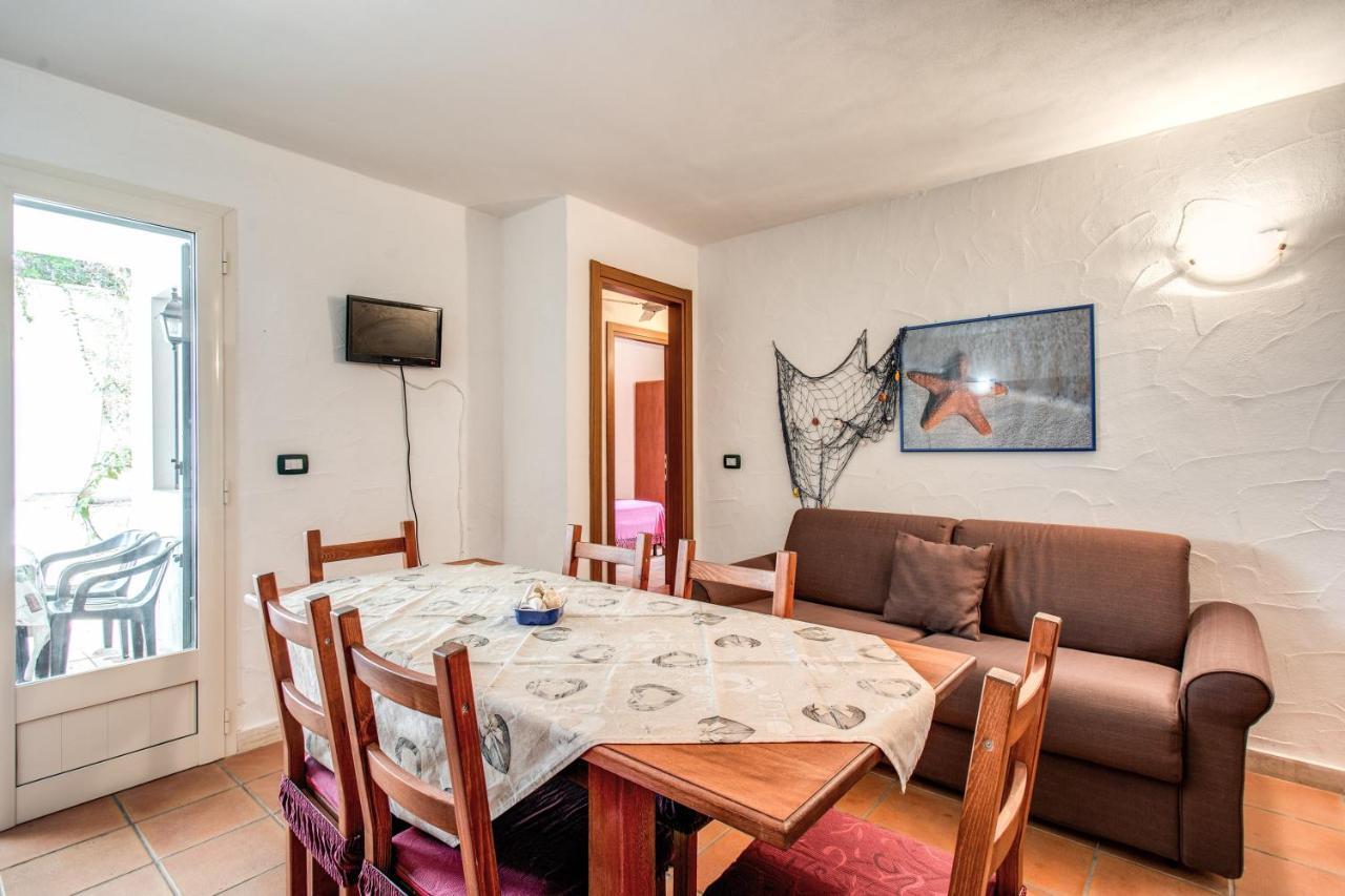 הוילה מרינה די מנקוורסה Yellow Star Holiday House מראה חיצוני תמונה